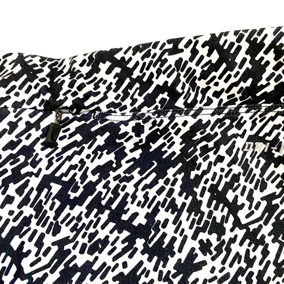 Nike Women’s Black & White Pronto Essential Cropped Running Tights/Leggings, M - Picture 6 of 15